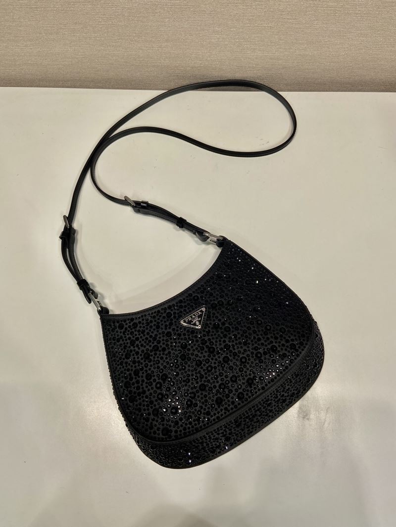 Pra*a cleo bags